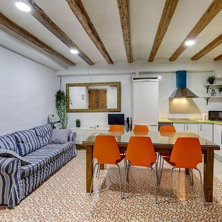 7 Pax Montserrat Ramblas Barcelona Βαρκελώνη Εξωτερικό φωτογραφία