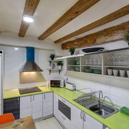 7 Pax Montserrat Ramblas Barcelona Βαρκελώνη Εξωτερικό φωτογραφία