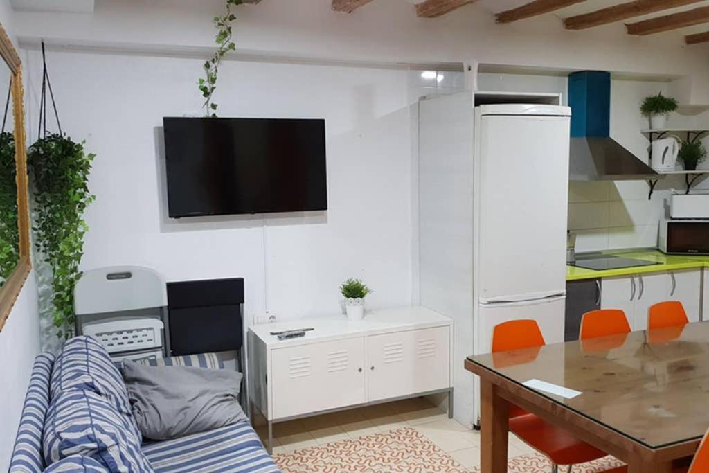 7 Pax Montserrat Ramblas Barcelona Βαρκελώνη Εξωτερικό φωτογραφία