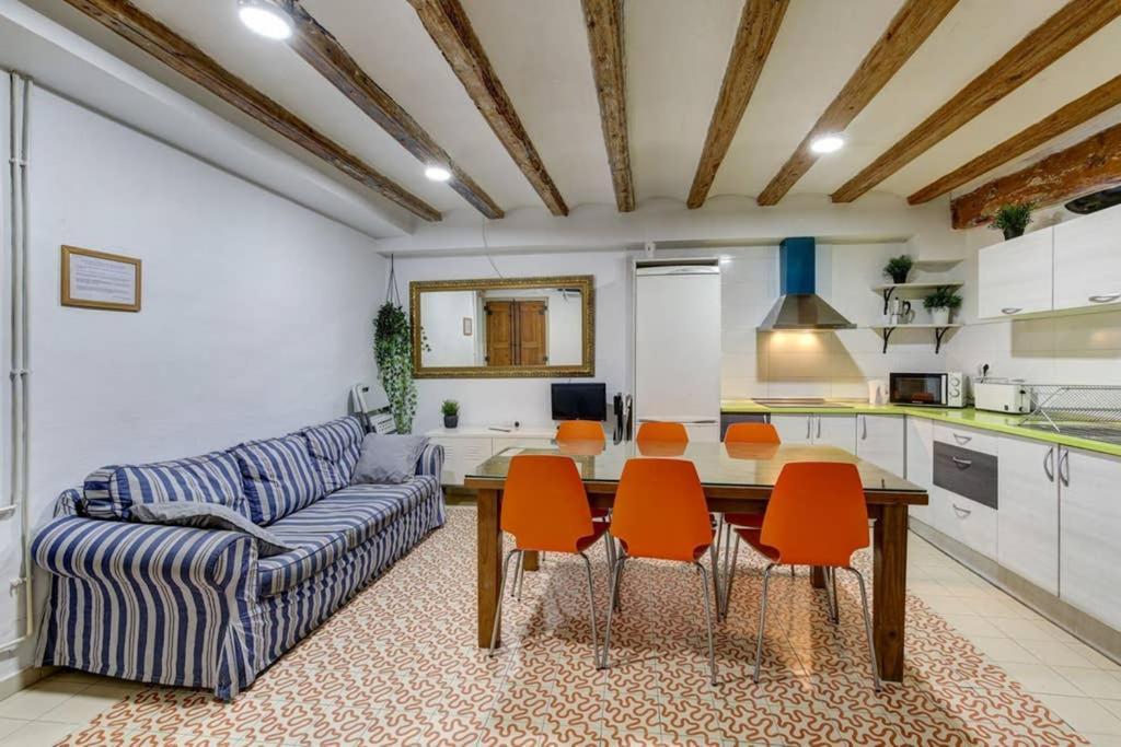 7 Pax Montserrat Ramblas Barcelona Βαρκελώνη Εξωτερικό φωτογραφία