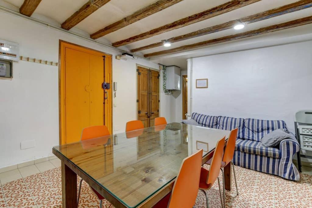 7 Pax Montserrat Ramblas Barcelona Βαρκελώνη Εξωτερικό φωτογραφία