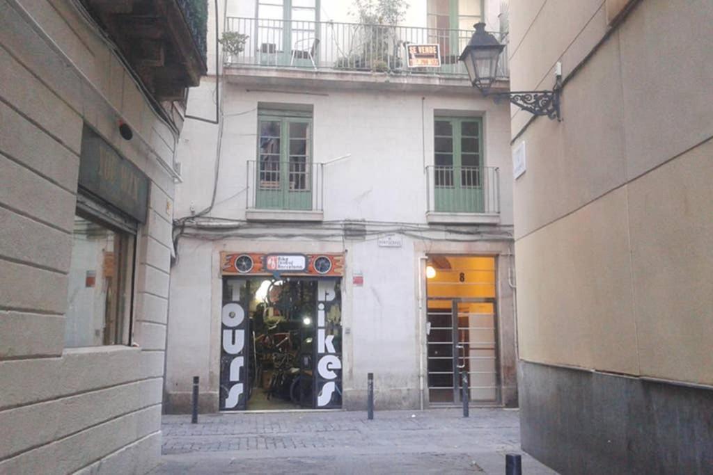 7 Pax Montserrat Ramblas Barcelona Βαρκελώνη Εξωτερικό φωτογραφία