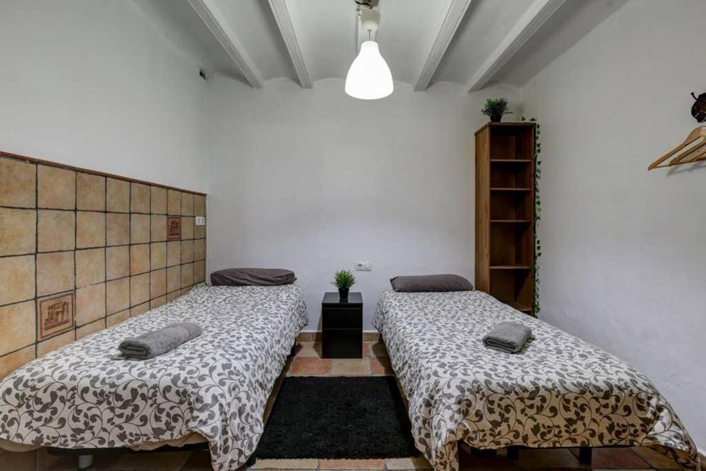 7 Pax Montserrat Ramblas Barcelona Βαρκελώνη Εξωτερικό φωτογραφία