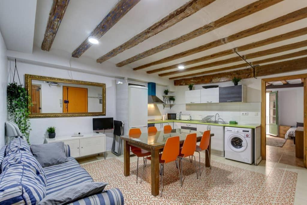 7 Pax Montserrat Ramblas Barcelona Βαρκελώνη Εξωτερικό φωτογραφία