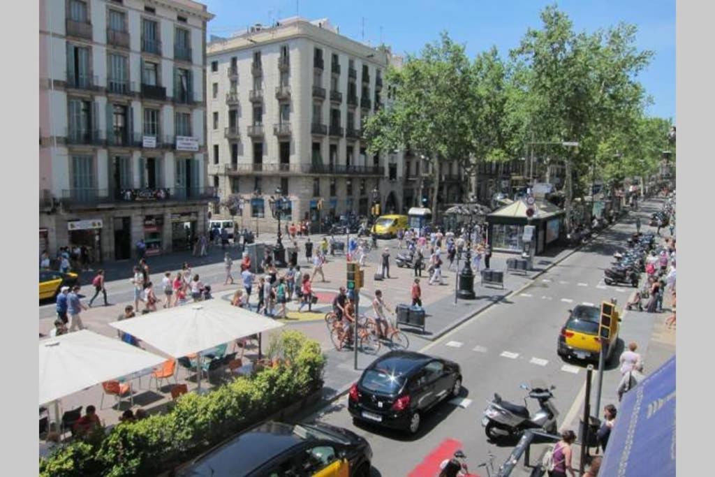 7 Pax Montserrat Ramblas Barcelona Βαρκελώνη Εξωτερικό φωτογραφία